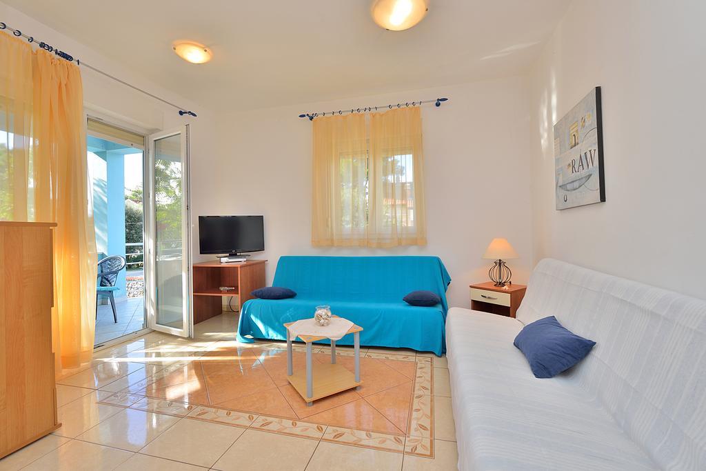 Sara Apartments ペトルチャネ 部屋 写真
